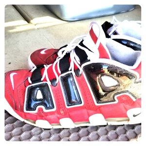 NIKE AIR MORE UPTEMPO 96 